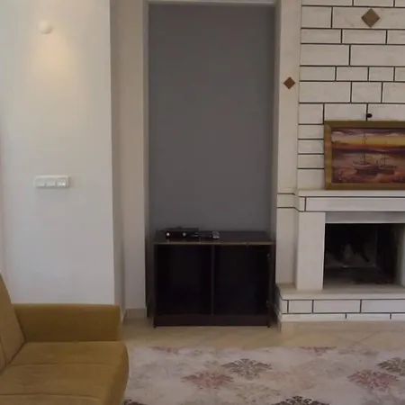 Private 3 Bedrooms Close To Seapayallar 5 Villa *